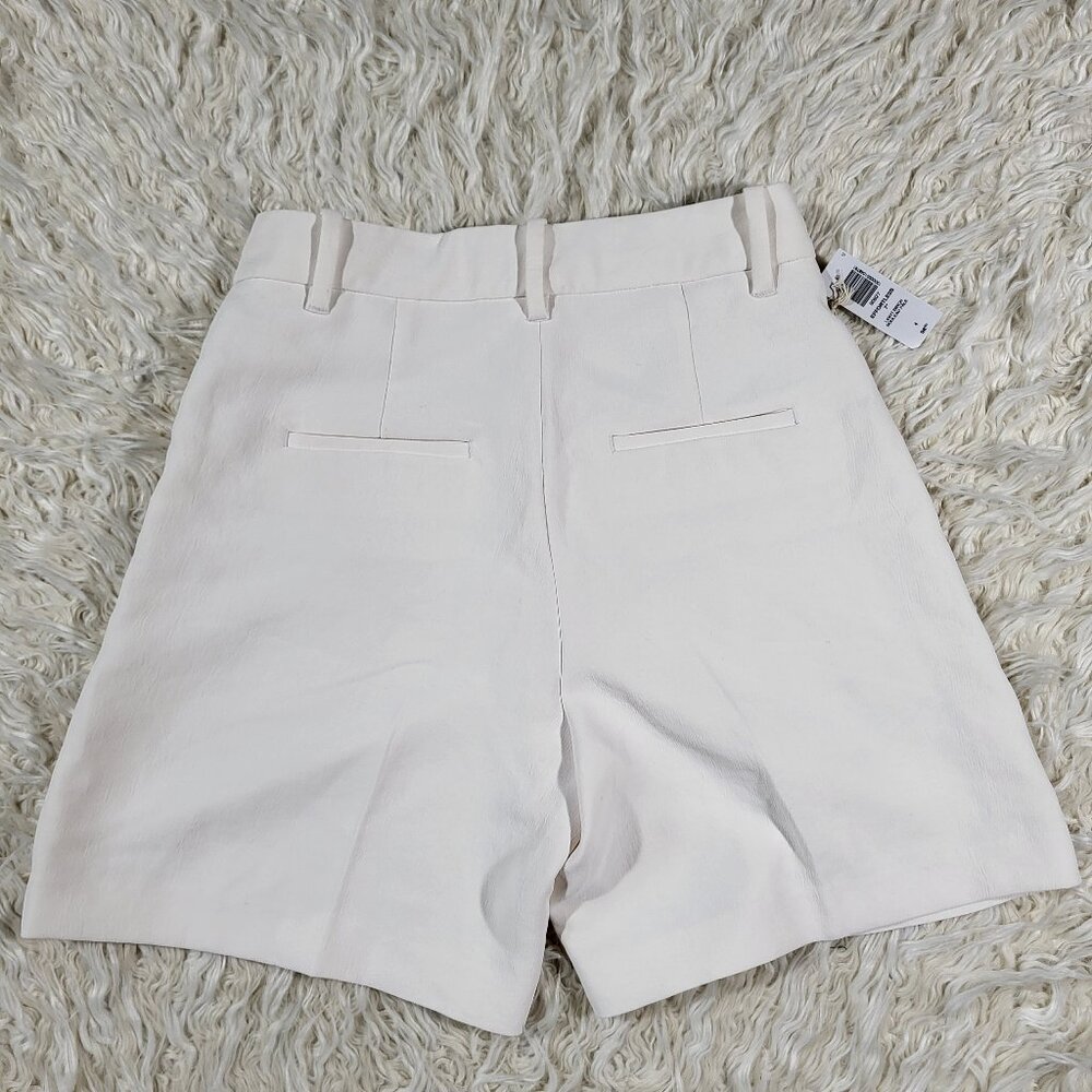 New Aritzia Wilfred Effortless 7" Light Birch Bouleau Pale Short - Size 4 - Picture 16 of 16